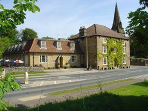 Downe Arms Country Inn Wykeham  Buitenkant foto
