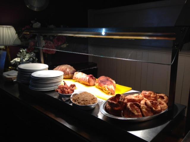 Downe Arms Country Inn Wykeham  Buitenkant foto